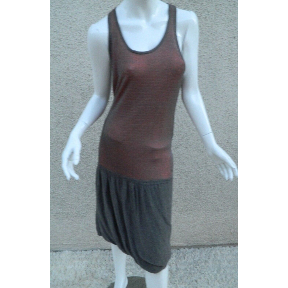 One Grey Day Dress Size Large Gray Knit with Peach Lining Ballon Hem Midi